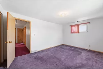 8230 Reed Avenue, Garfield Heights, OH 44125 - Photo 18