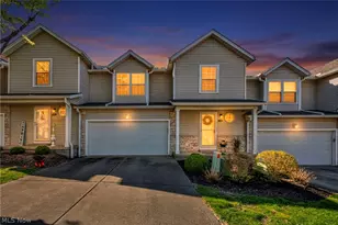 90 Grand Key Dr, Grand River, OH 44045 - Photo 2