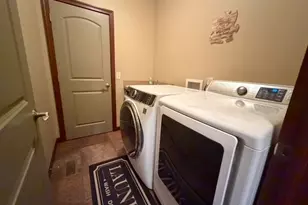 611 Parkdale Dr, Dover, OH 44622 - Photo 24