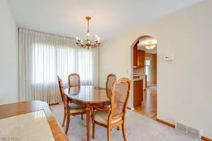 6815 Liberty Rd, Solon, OH 44139 - Photo 8