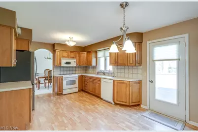 6815 Liberty Road, Solon, OH 44139 - Photo 10