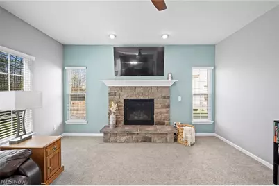 38410 Loman Court, North Ridgeville, OH 44039 - Photo 10