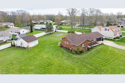 1584 Hemlock Drive, Ashtabula, OH 44004 - Photo 2