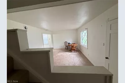 23340 Williams Avenue, Euclid, OH 44123 - Photo 8