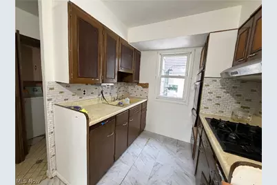 23340 Williams Avenue, Euclid, OH 44123 - Photo 30