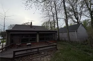 23340 Williams Ave, Euclid, OH 44123 - Photo 4