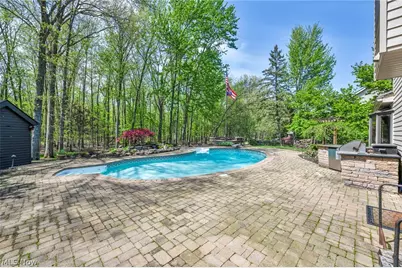 3640 Parson Pond Circle, Westlake, OH 44145 - Photo 8