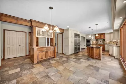 3640 Parson Pond Circle, Westlake, OH 44145 - Photo 20