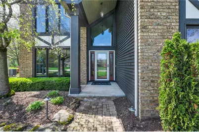 3640 Parson Pond Circle, Westlake, OH 44145 - Photo 2