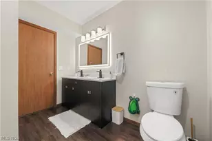 804 Kirkwall Dr, Akron, OH 44321 - Photo 22
