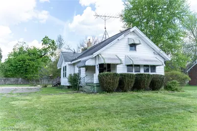 557 Sunshine Avenue, Youngstown, OH 44505 - Photo 2