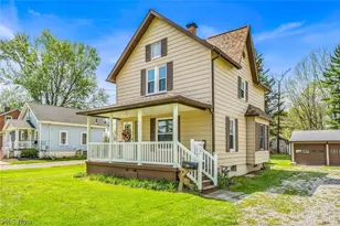 124 Bennett St, Wellington, OH 44090 - Photo 2