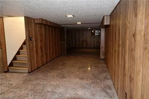1661 Chelmsford Rd, Mayfield Heights, OH 44124 - Photo 26