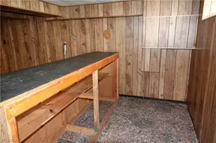 1661 Chelmsford Rd, Mayfield Heights, OH 44124 - Photo 24
