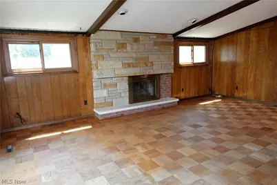 1661 Chelmsford Road, Mayfield Heights, OH 44124 - Photo 12