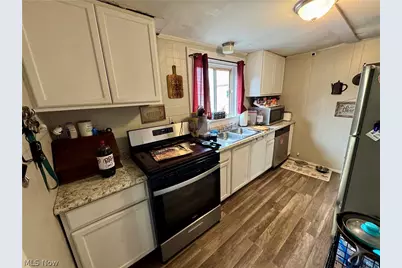 423 7th Street, Fairport Harbor, OH 44077 - Photo 30