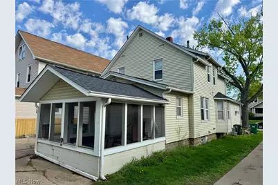 423 7th Street, Fairport Harbor, OH 44077 - Photo 2