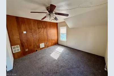 423 7th Street, Fairport Harbor, OH 44077 - Photo 14