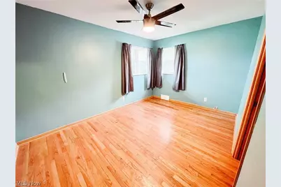7300 Maplewood Road, Parma, OH 44130 - Photo 14