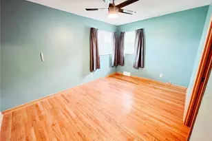 7300 Maplewood Rd, Parma, OH 44130 - Photo 14