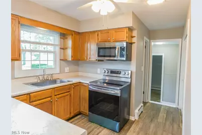 7386 Lake Road, Madison, OH 44057 - Photo 16
