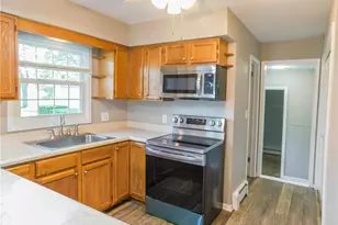 7386 Lake Rd, Madison, OH 44057 - Photo 16