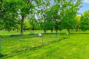 7386 Lake Rd, Madison, OH 44057 - Photo 14
