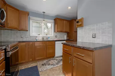2912 Prange Drive, Cuyahoga Falls, OH 44223 - Photo 10