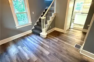 3687 Franklin Ave, Hubbard, OH 44425 - Photo 8