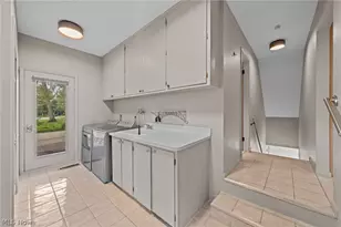 17571 Merry Oaks Trail, Chagrin Falls, OH 44023 - Photo 28