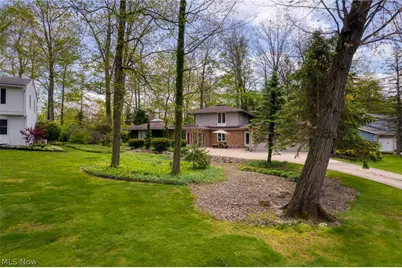 17571 Merry Oaks Trail, Chagrin Falls, OH 44023 - Photo 36