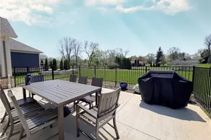 3388 Willow Ln, Akron, OH 44333 - Photo 30