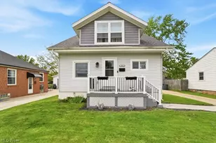 4044 W 223rd St, Fairview Park, OH 44126 - Photo 2