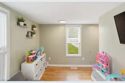 4044 W 223rd Street, Fairview Park, OH 44126 - Photo 10