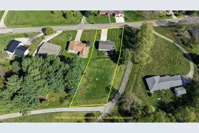 592 Hilan Avenue SW, New Philadelphia, OH 44663 - Photo 2