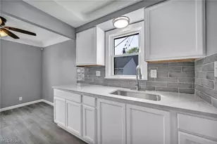 11109 Langton Ave, Garfield Heights, OH 44125 - Photo 10