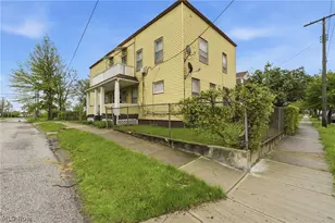 689 Midland Ave, Loveland, OH 44110 - Photo 2