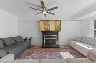 5268 Edenhurst Rd, Lyndhurst, OH 44124 - Photo 12