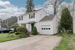 5268 Edenhurst Rd, Lyndhurst, OH 44124 - Photo 2