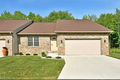 12 Bayview Circle, Cortland, OH 44410 - Photo 1