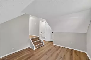 303 S Green Rd, South Euclid, OH 44121 - Photo 18