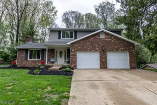 5321 Swepstone St NW, Canton, OH 44708 - Photo 2