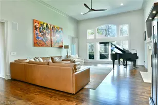 460 Club Dr, Aurora, OH 44202 - Photo 6