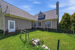 12159 Lawndell Rd SW, Navarre, OH 44662 - Photo 6