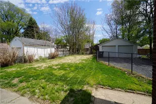 359 Patterson Ave, Akron, OH 44310 - Photo 6