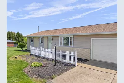 1830 Baird Avenue NE, Paris, OH 44669 - Photo 4
