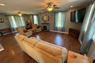 235 Briarwood Dr SE, New Philadelphia, OH 44663 - Photo 6