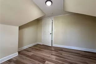 18505 Raymond St, Maple Heights, OH 44137 - Photo 14