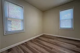 18505 Raymond St, Maple Heights, OH 44137 - Photo 10
