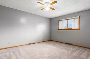 254 Sycamore St, Duncan Falls, OH 43734 - Photo 16